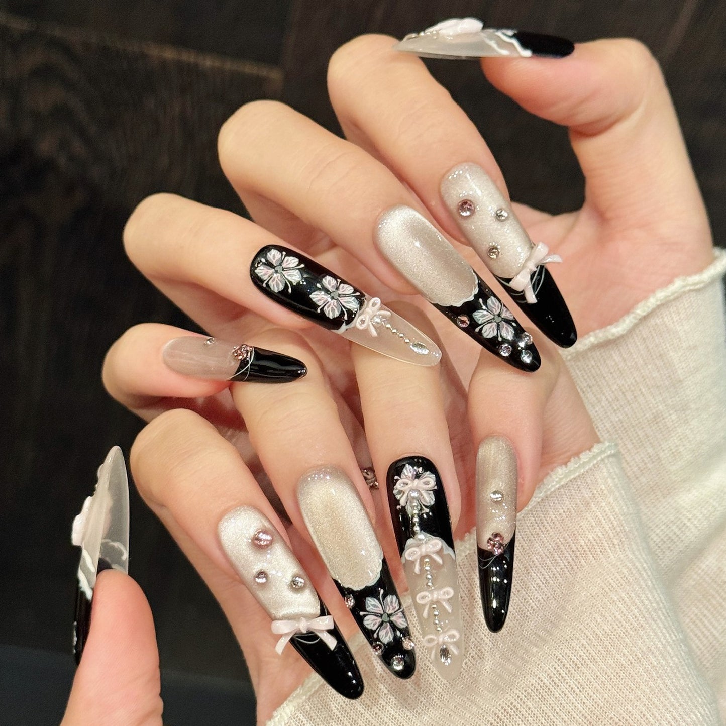 TheMore Crazy 100% Handcrafted Premium Press-On Nails [N021]