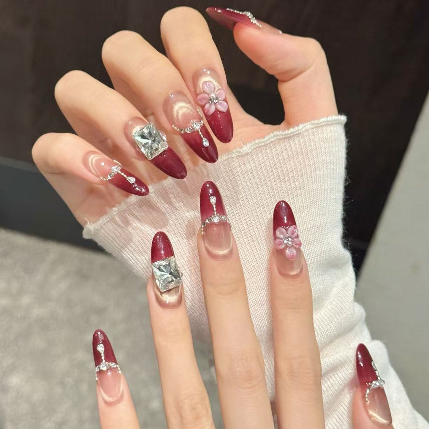 TheMore Crazy 100% Handcrafted Premium Press-On Nails [N033]